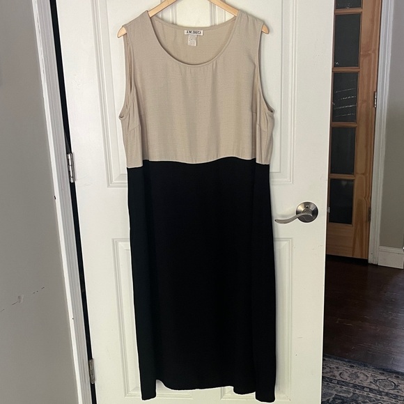 Vintage Black, Tan Tribal Patterned Jacket, Sleeveless Midi Dress Set - Picture 5 of 9